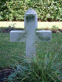 Brookwood Military Cemetery - Le Huu, Thoai
